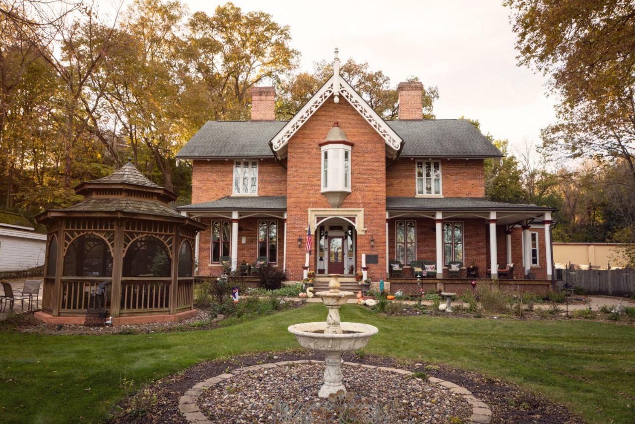 The Steamboat House Bed & Breakfast Galena Exterior photo